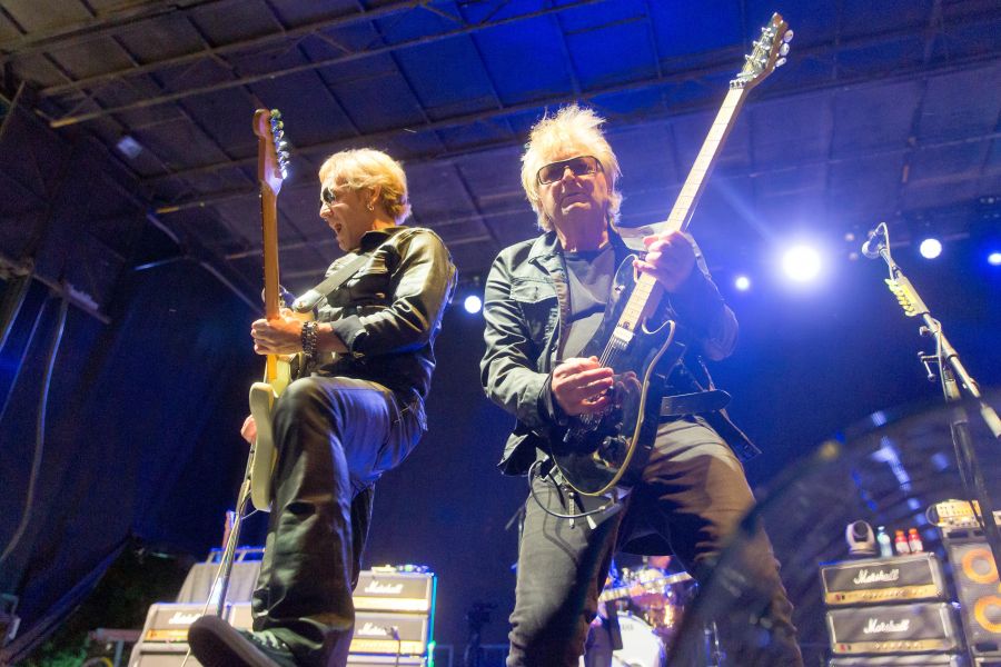 <who>Photo Credit: NowMedia/Gord Goble</who> Honeymoon Suite at 2022 Peach Fest